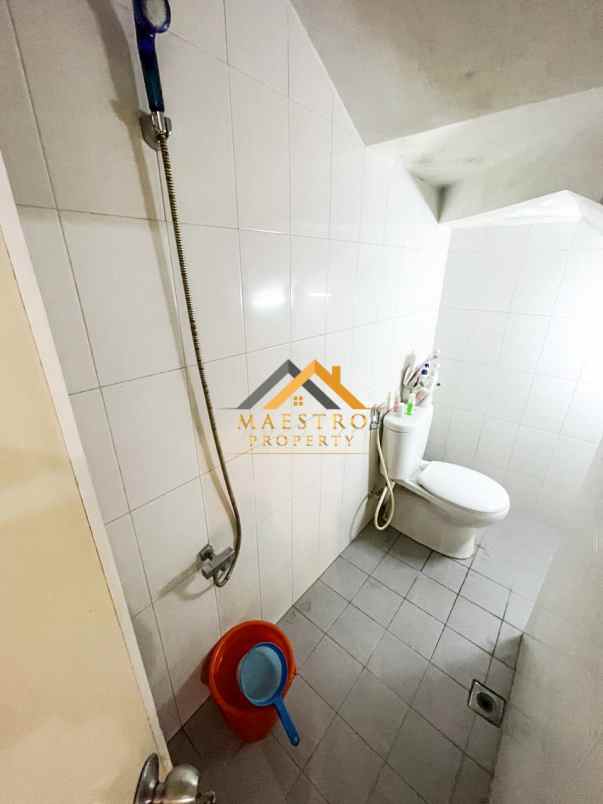 dijual rumah komplek cemara asri jalan