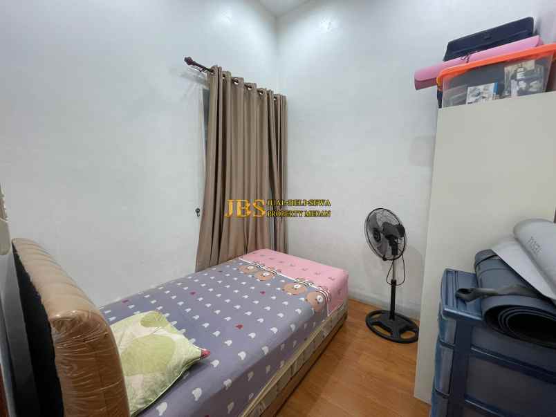 dijual rumah komplek cemara hijau jalan