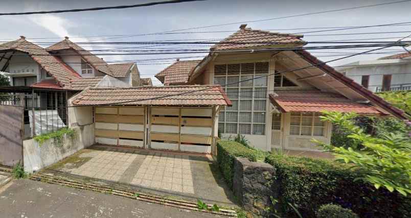 dijual rumah komplek cihanjuang