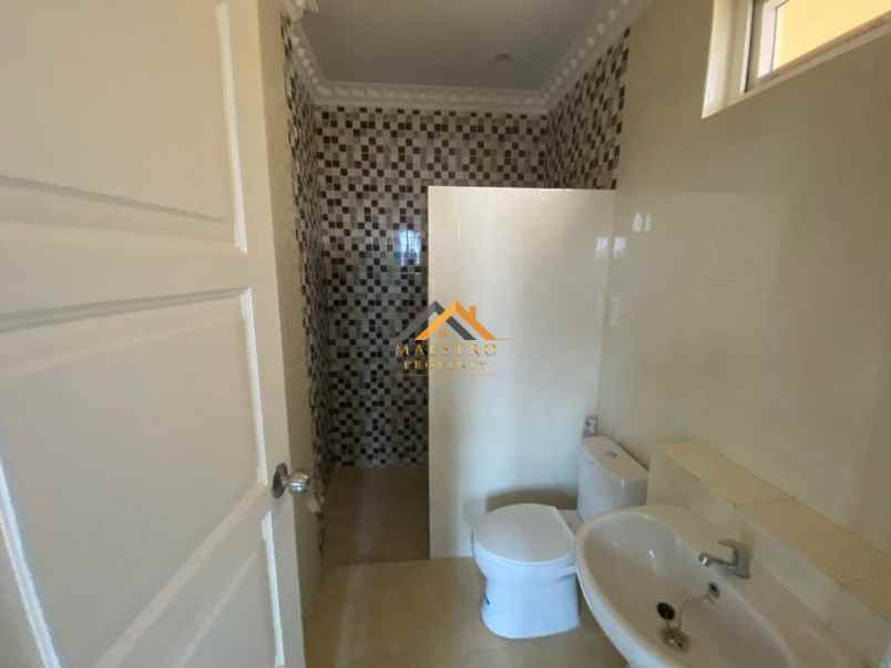 dijual rumah komplek citra garden