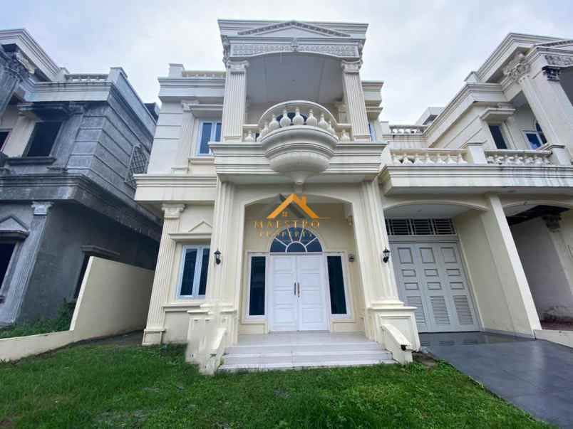 dijual rumah komplek citra garden