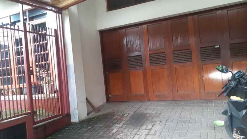 dijual rumah komplek gunung batu bandung
