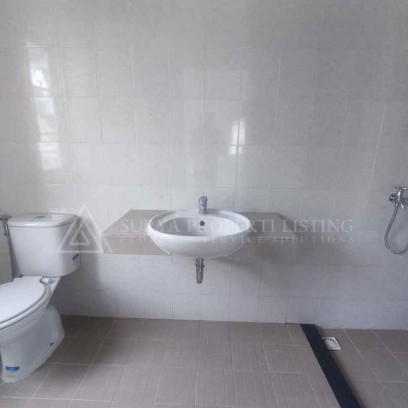 dijual rumah komplek medan resort city deli tua