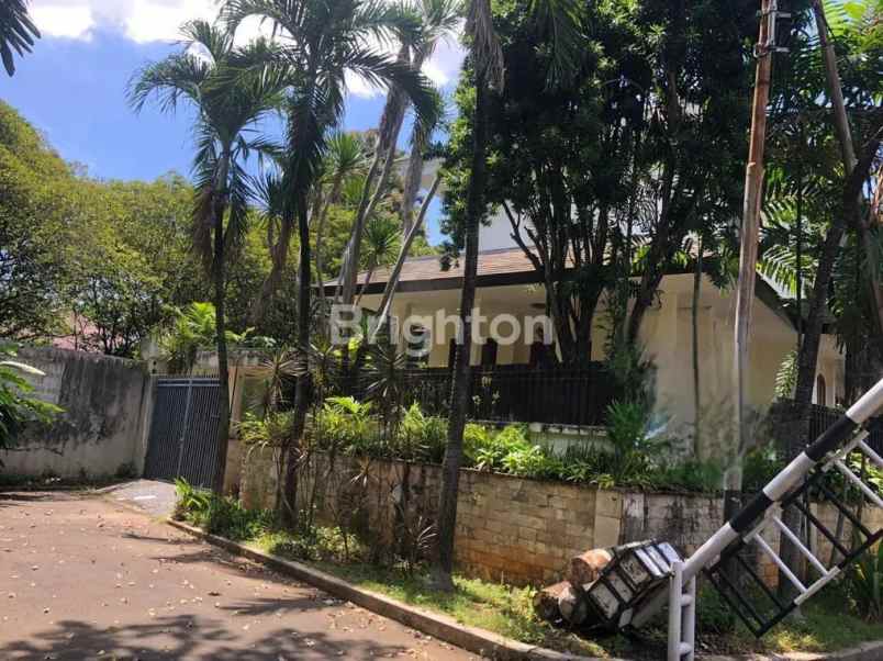 dijual rumah komplek menteri patra