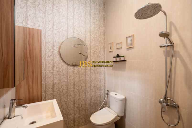 dijual rumah komplek natio residence