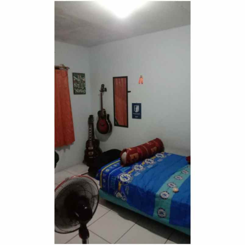 dijual rumah komplek pondok jagung 2