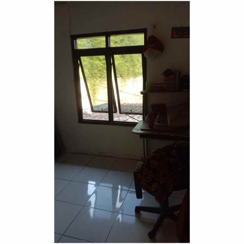 dijual rumah komplek pondok jagung 2