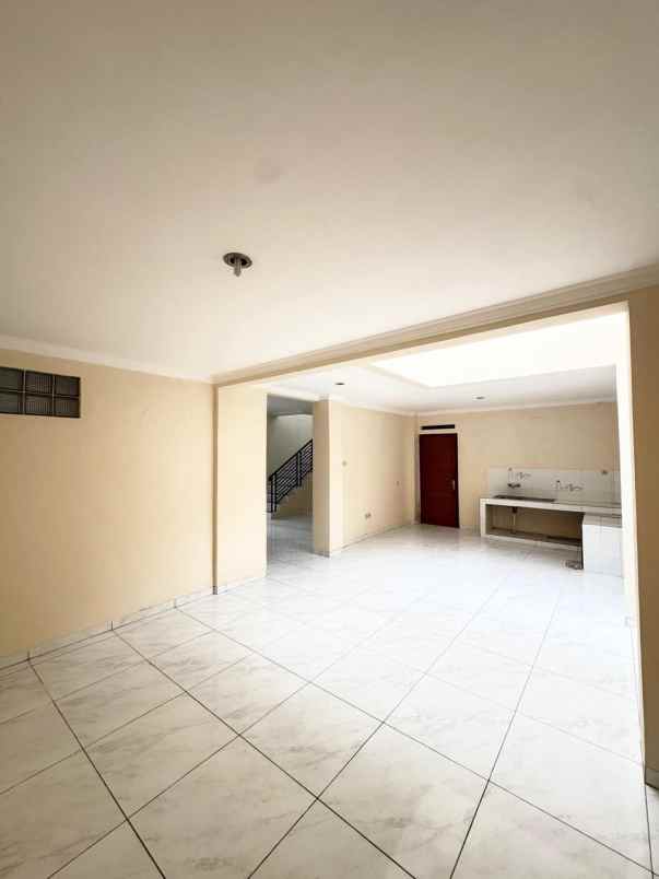 dijual rumah komplek turangga bandung