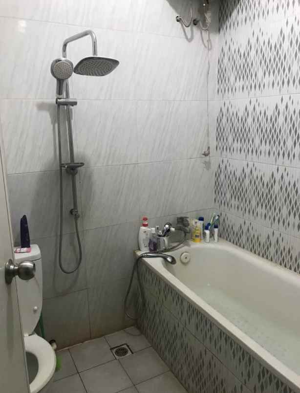 dijual rumah kosan graha wahid kedung mundu