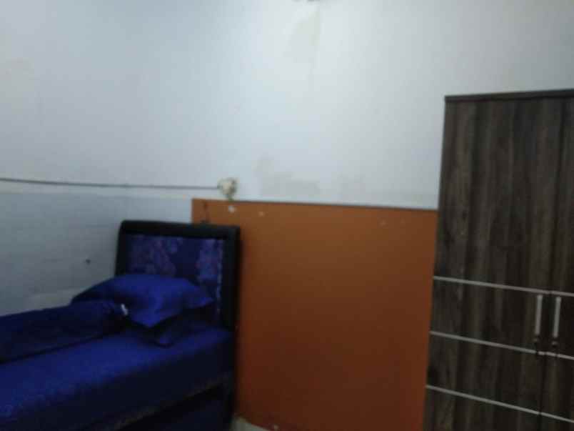 dijual rumah kost2an di cluster fluora talaga bestari