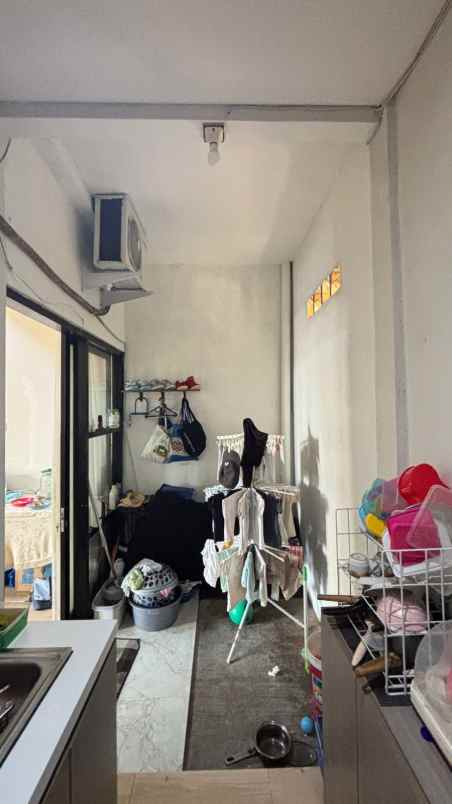 dijual rumah kp jati sawangan depok