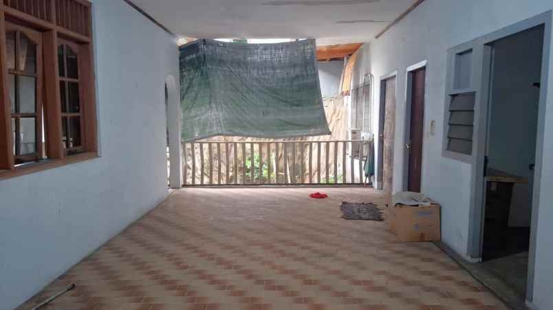 dijual rumah krukut taman sari jakarta