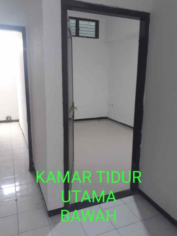 dijual rumah lebak