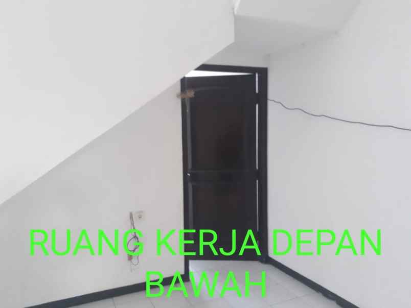 dijual rumah lebak