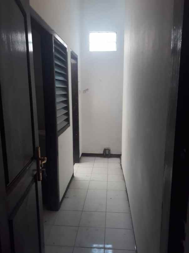 dijual rumah lebak
