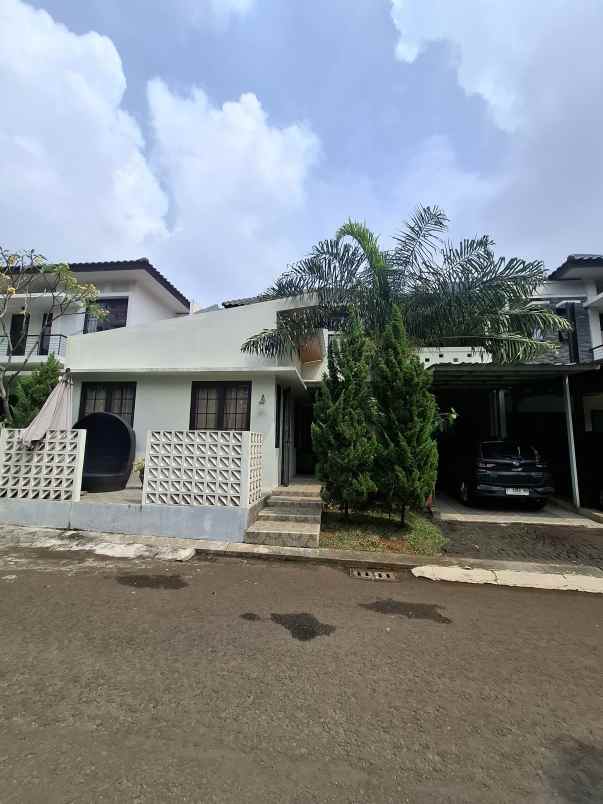 dijual rumah legenda wisata cibubur bogor