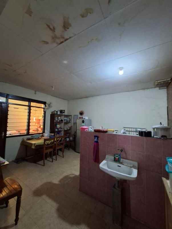 dijual rumah lokasi araya malang