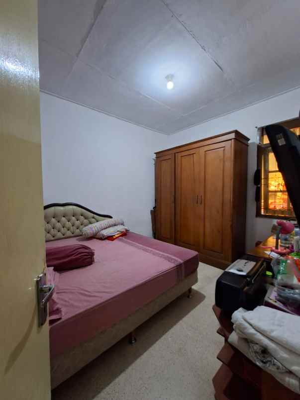 dijual rumah lokasi araya malang