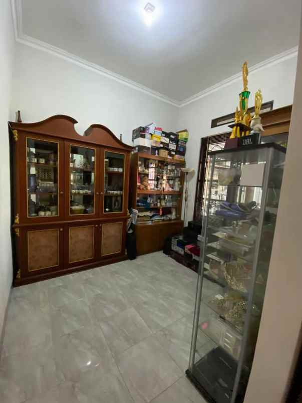 dijual rumah lokasi sulfat kota malang