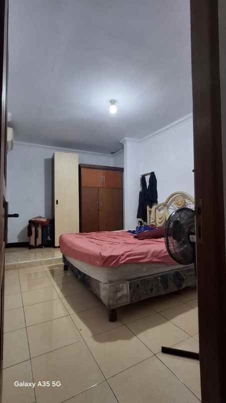 dijual rumah lubang buaya cipayung