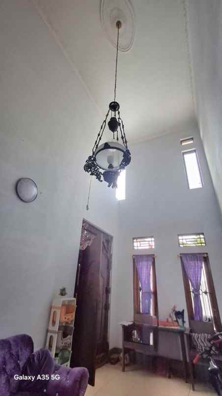 dijual rumah lubang buaya cipayung