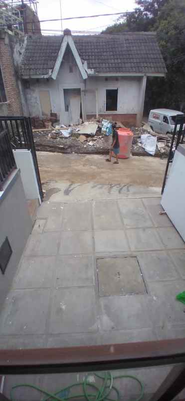 dijual rumah manglayang regency cinunuk