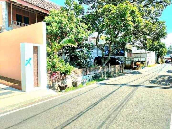 dijual rumah mayjen sungkono buring vi