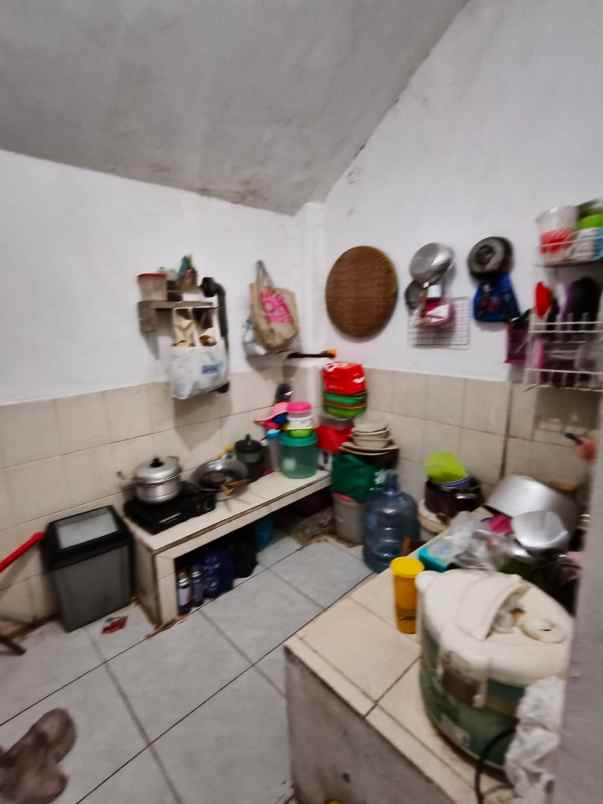 dijual rumah medayu utara griya amerta