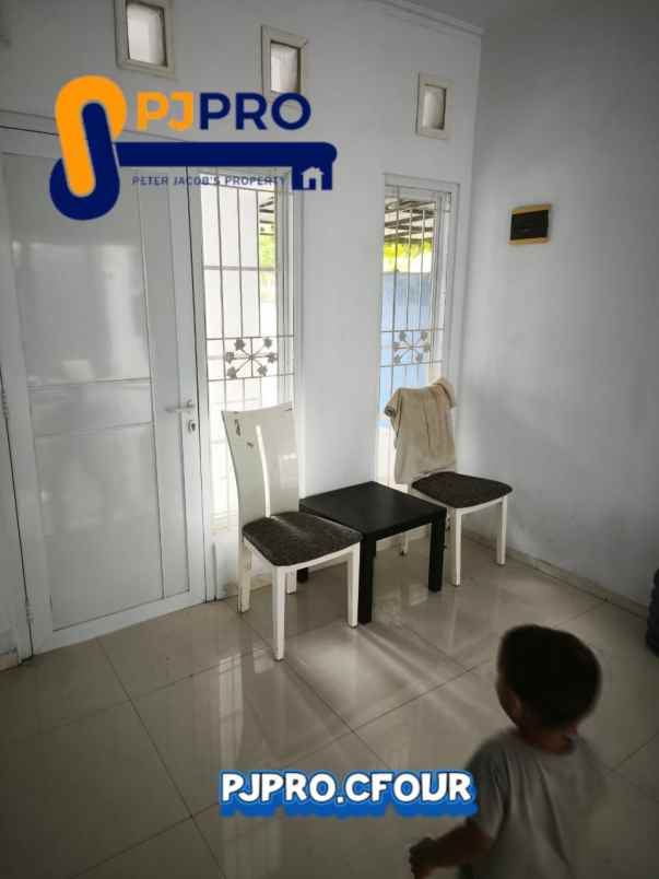 dijual rumah metland menteng