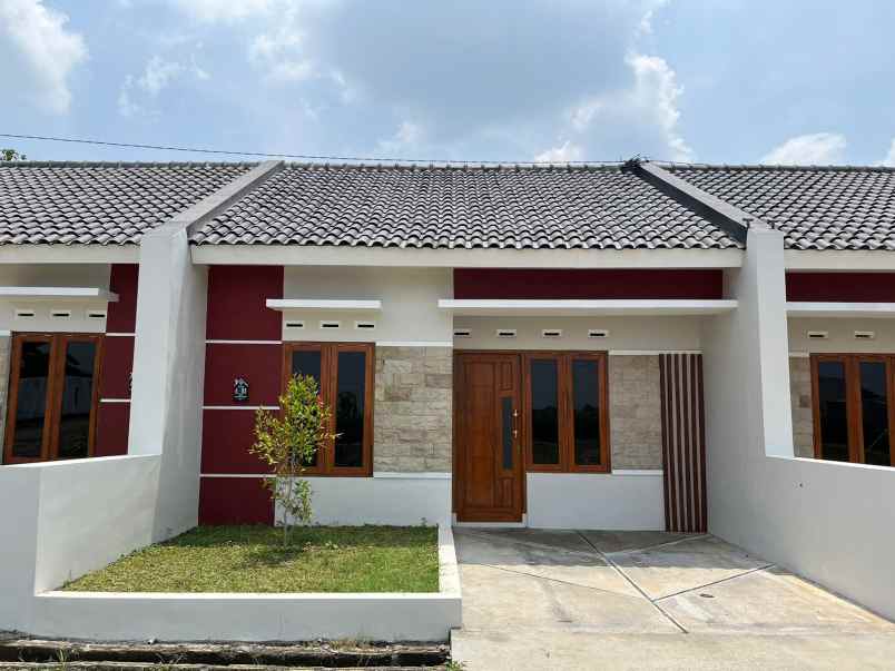 dijual rumah minimalis siap huni atau pesan bangun