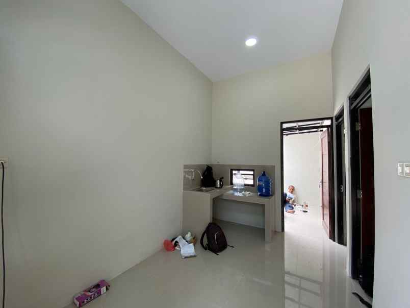 dijual rumah minimalis tropis shm ready