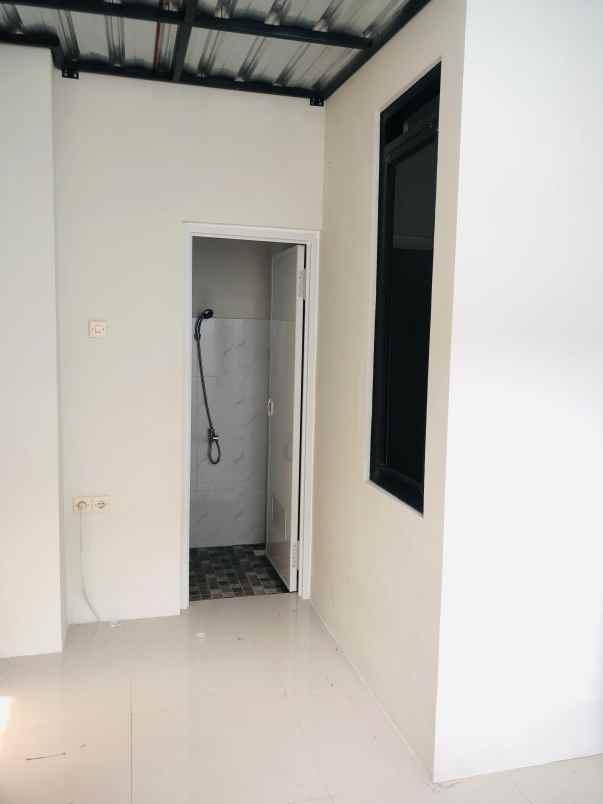 dijual rumah minimalis tropis shm ready