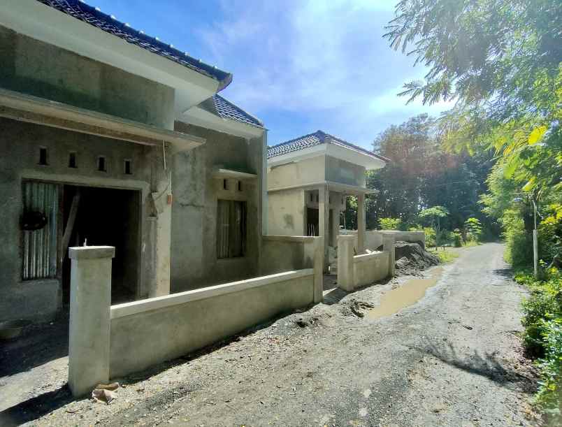 dijual rumah moyudan sleman daerah