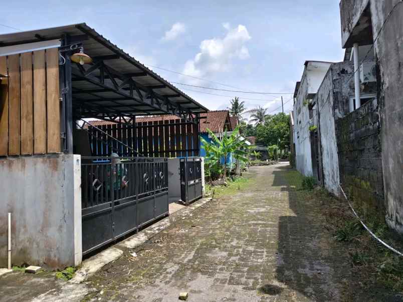 dijual rumah ngaglik