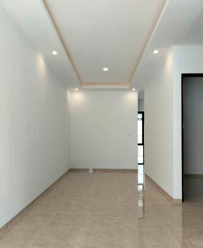 dijual rumah ngemplak