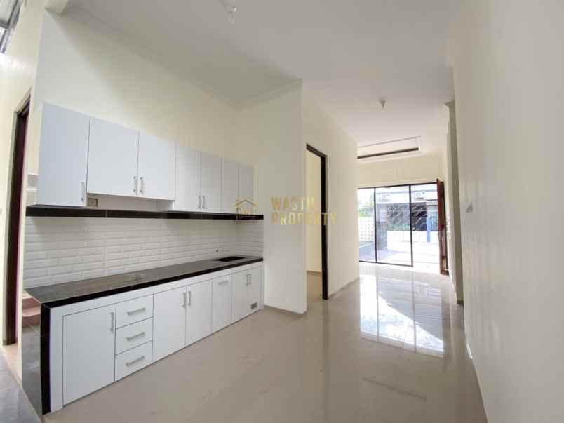 dijual rumah ngemplak