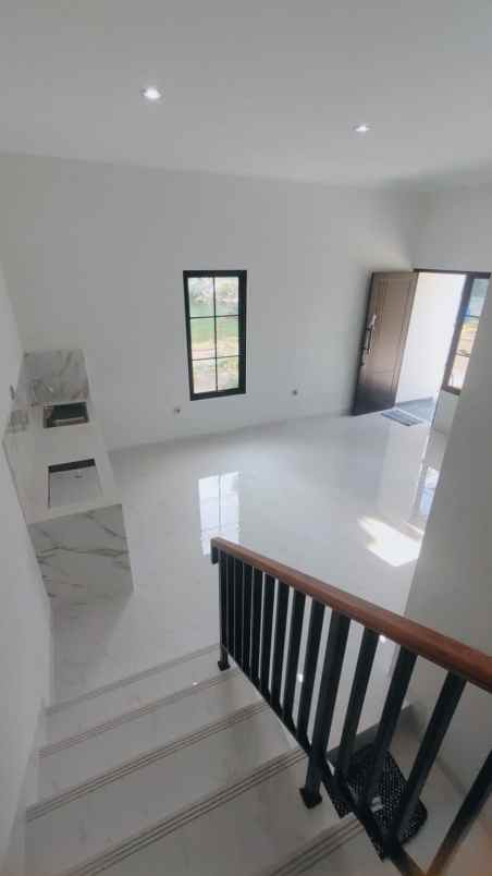 dijual rumah nusaloka bsd city tangsel