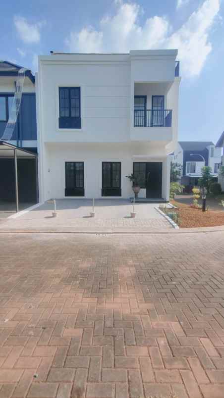 dijual rumah nusaloka bsd city tangsel