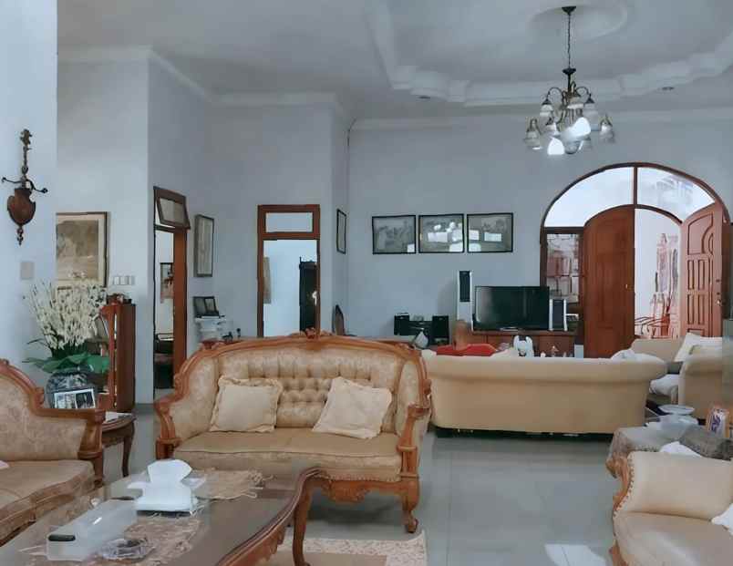 dijual rumah padangsari