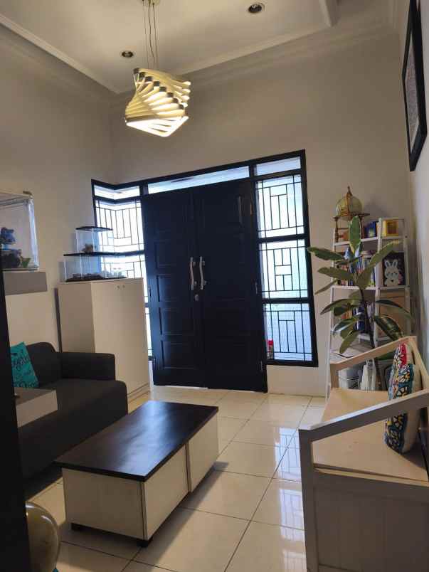 dijual rumah padasuka cimahi