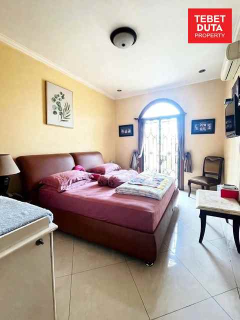 dijual rumah pancoran