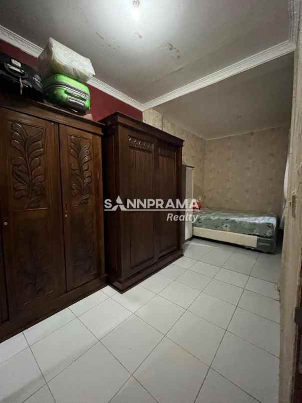 dijual rumah pancoran mas