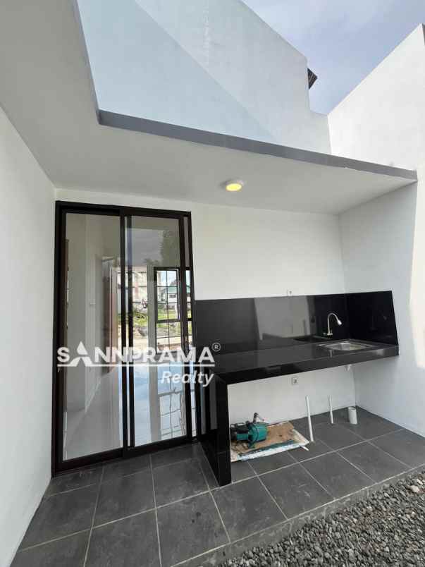 dijual rumah pancoran mas depok