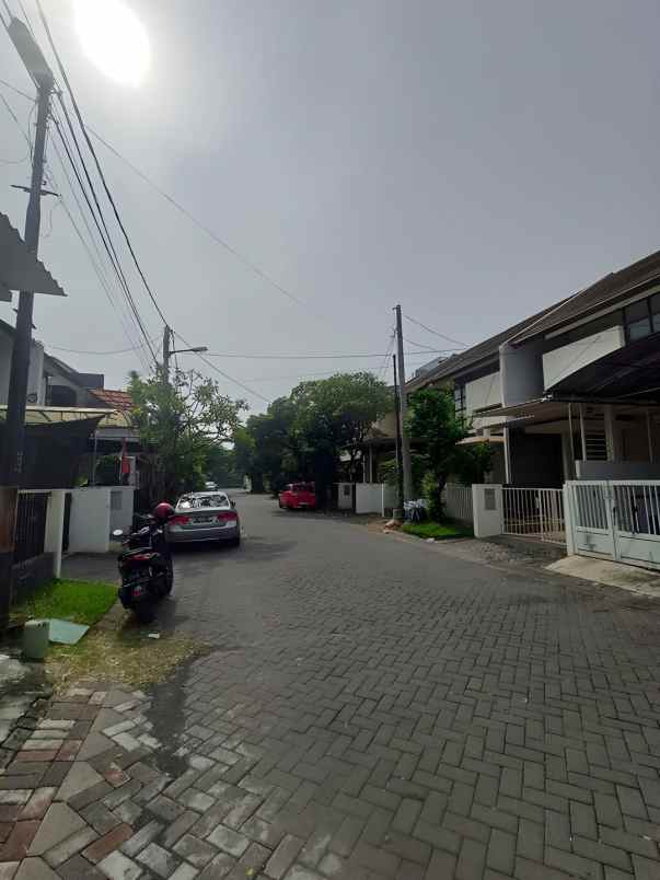 dijual rumah pantai mentari