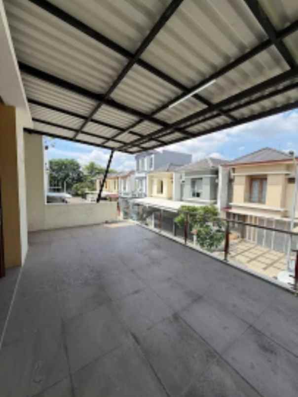 dijual rumah pelangi the gading residence