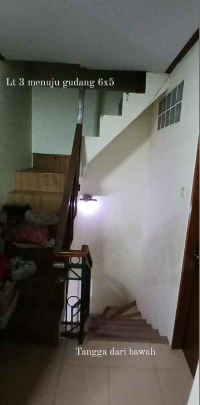 dijual rumah pelepah kelapa gading