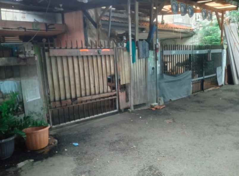 dijual rumah penjagalan