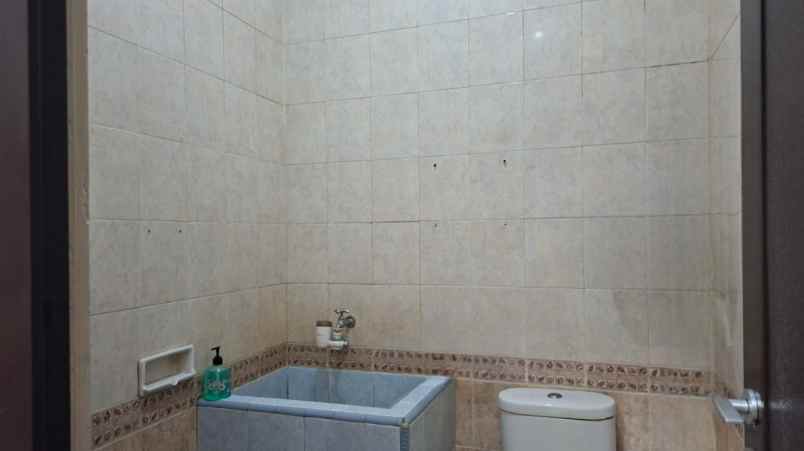 dijual rumah perumahan boulevard hijau