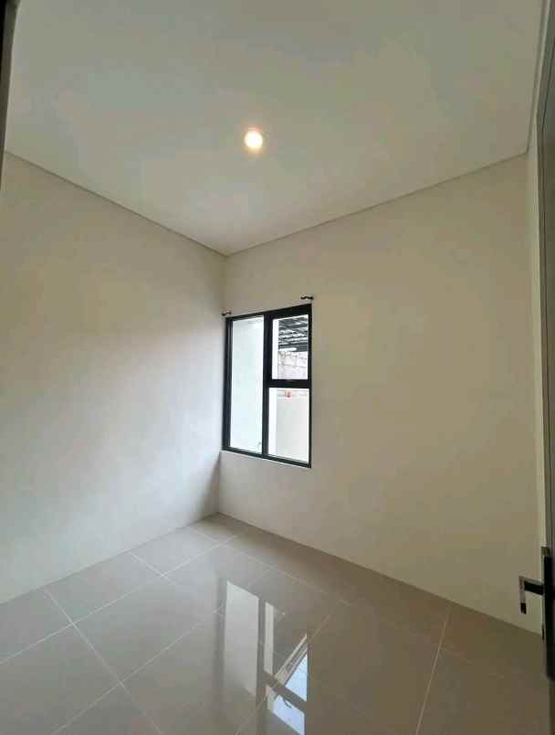 dijual rumah perumahan bukit cilebut