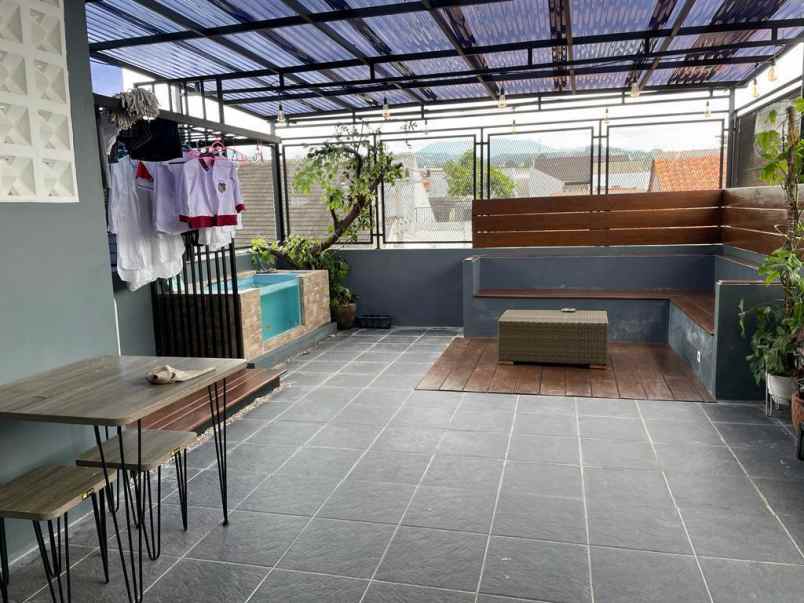 dijual rumah perumahan bukit sariwangi